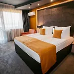 Hotel Grande Vista &