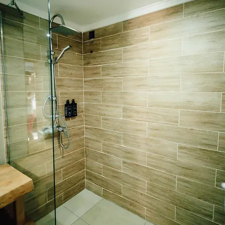 Hotel Grande Vista &