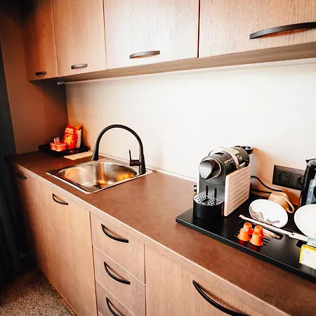 מלון Grande Vista & 5*