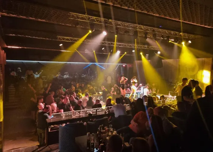 Grande Vista & ציגוב צ'ארק