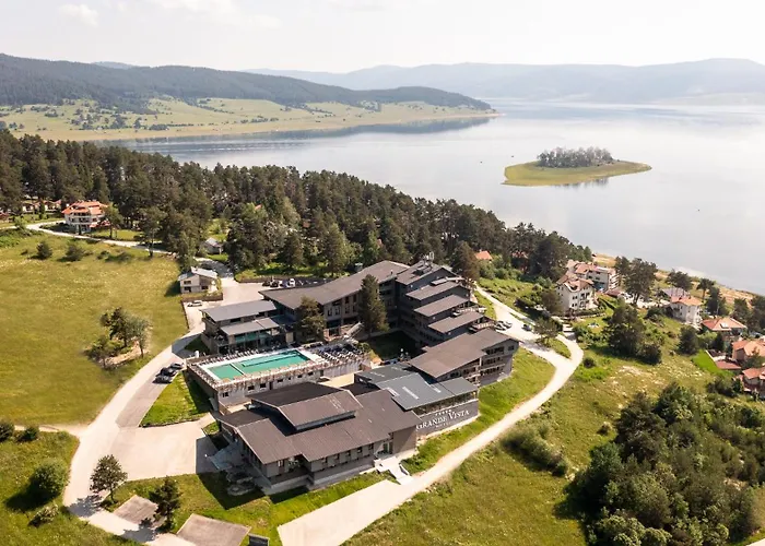 Grande Vista & Tsigov Chark