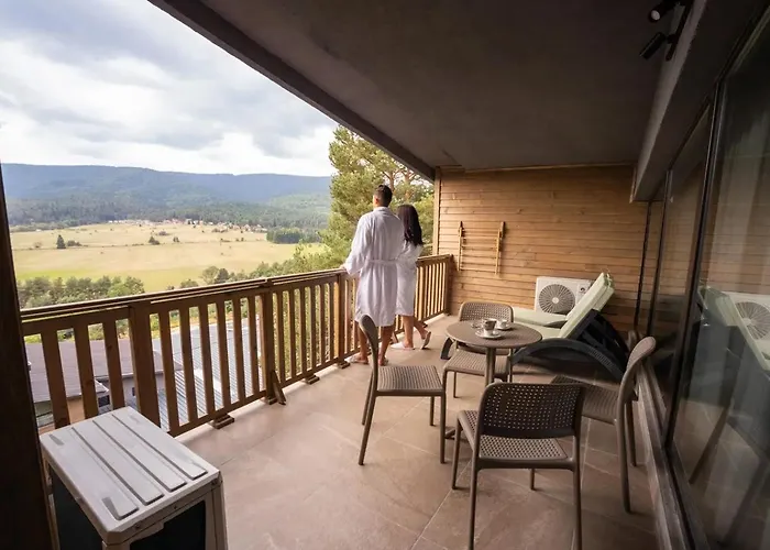 Grande Vista & Hotel Tsigov Chark