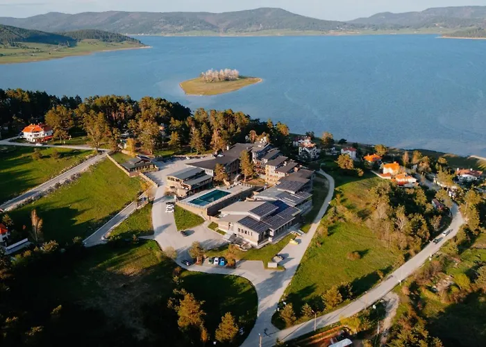 Grande Vista & Tsigov Chark