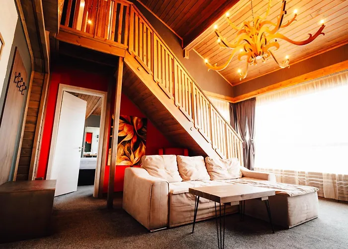 מלון Grande Vista &